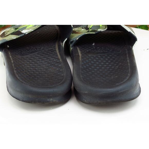 Nike Youth Boys Shoes Sz 7 M Green Synthetic Slide - Picture 5 of 7